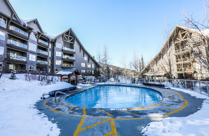 Outdoor Pool at the Aspens in Winter